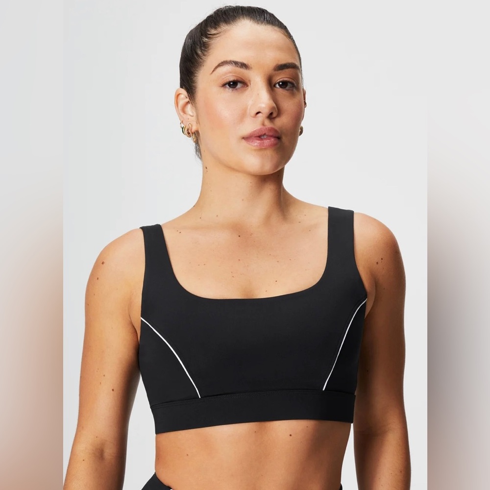Fabletics Black Medium Impact Piped Sports Bra